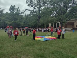 Piknik Szkolnych Kół Caritas i bieg „Biegnijmy z pomocą”